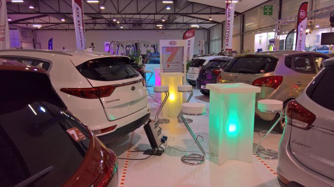 a louer pour stand d'expo mobilier lumineux